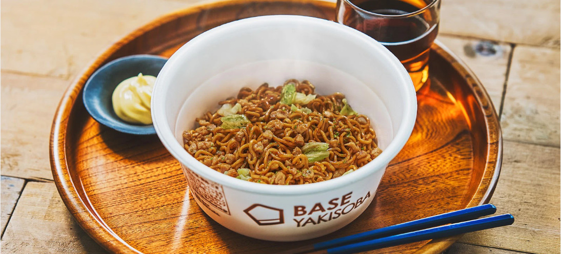 BASE YAKISOBA ソース焼きそば