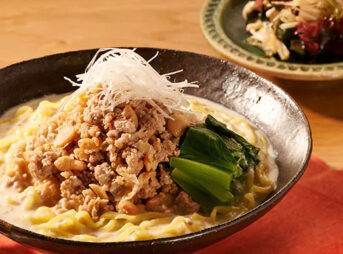 くるみ入り肉みその豆乳坦々和え麺