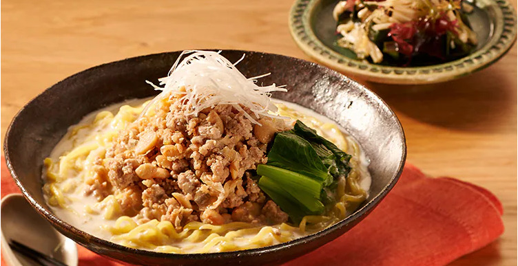 くるみ入り肉みその豆乳坦々和え麺